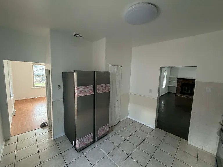 1371 Louisville Ave — Photo 2