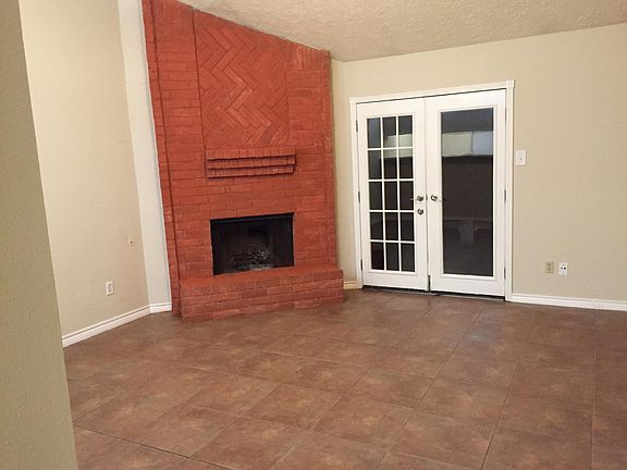 Living Room/ Family Room