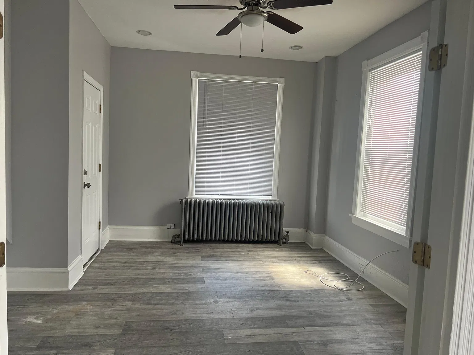 1428 W Cheltenham Ave — Photo 1