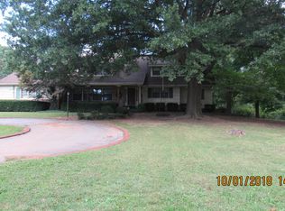 2335 E Sunset Dr, Springfield, MO 65804