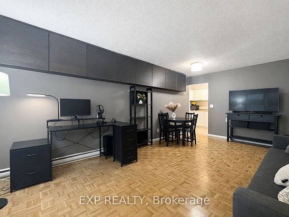 5th image of 475 Laurier Ave W #705