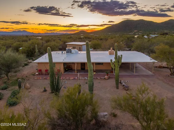 2920 S Shiela Ave, Tucson, AZ 85735