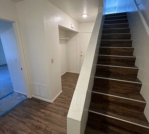 2nd image of 9248 Palm St APT 4