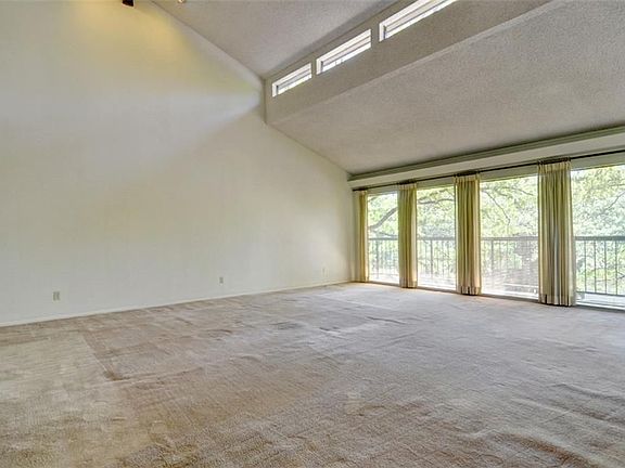 4th image of 2305 Wood Cliff Ct