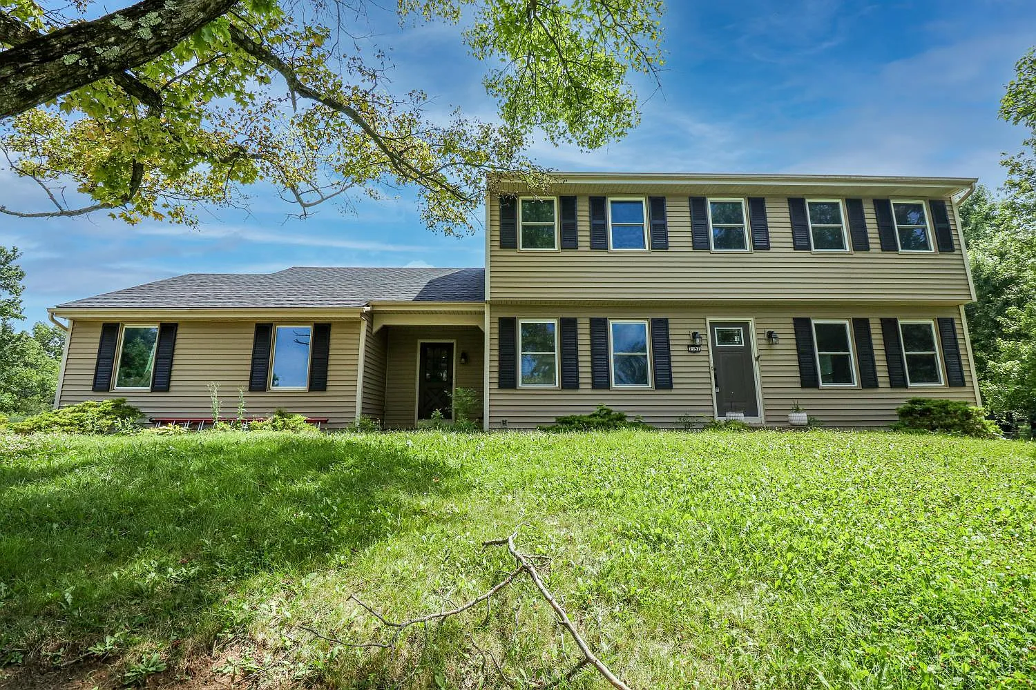 5 bed, 3.5 bath, $3,395 — Photo 1
