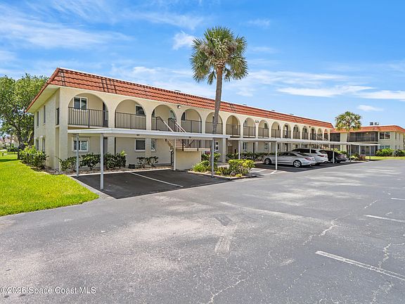 5th image of 201 Saint Lucie Ln APT 606