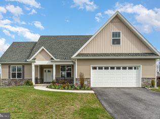 913 Dunbar Rd, Carlisle, PA 17013