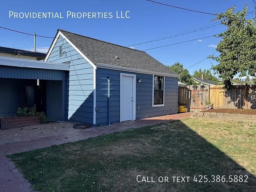 708 D St SE #ADU