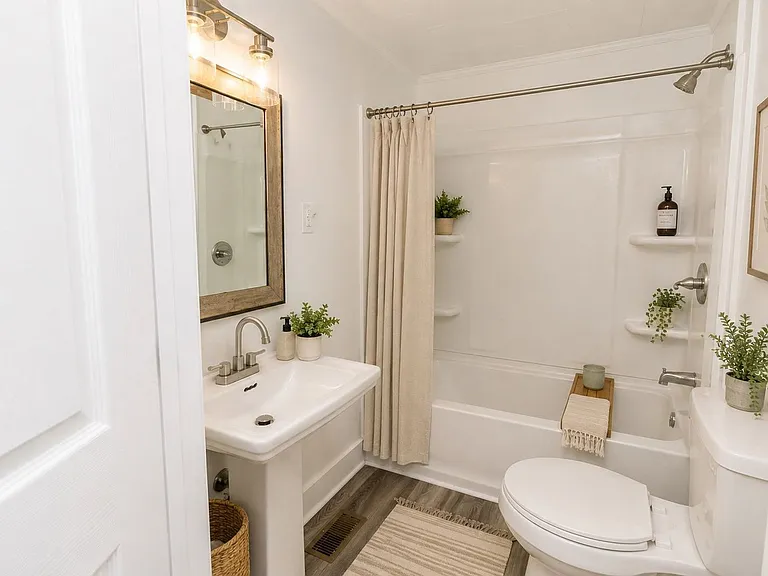 108 Suggs St — Photo 11