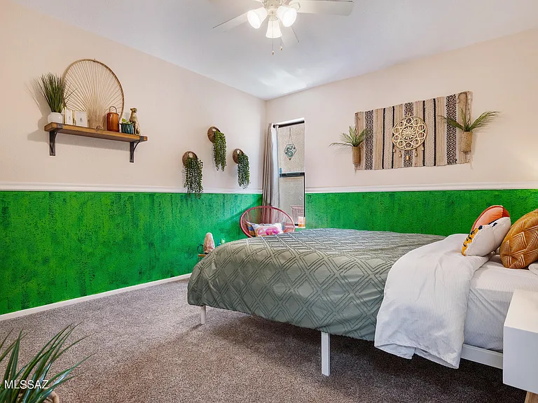 1341 E Ellis Dr — Photo 25