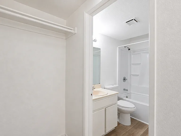 24897 Citadel St — Photo 14