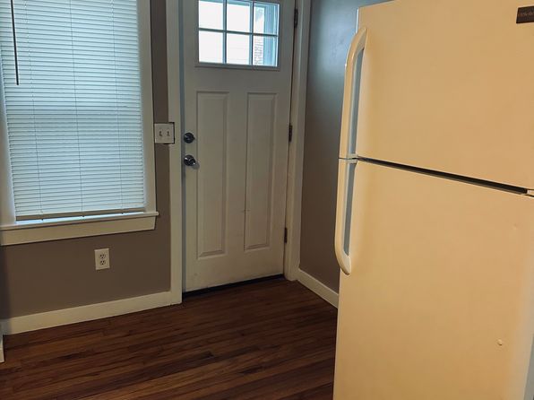 25 Grove St #1/2