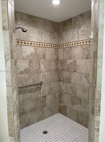 7940 SW 173rd Ter — Photo 19