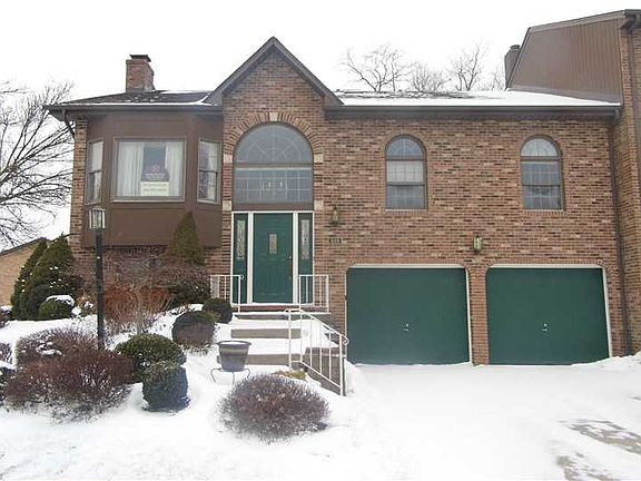 2nd image of 510 Canterbury Dr #510