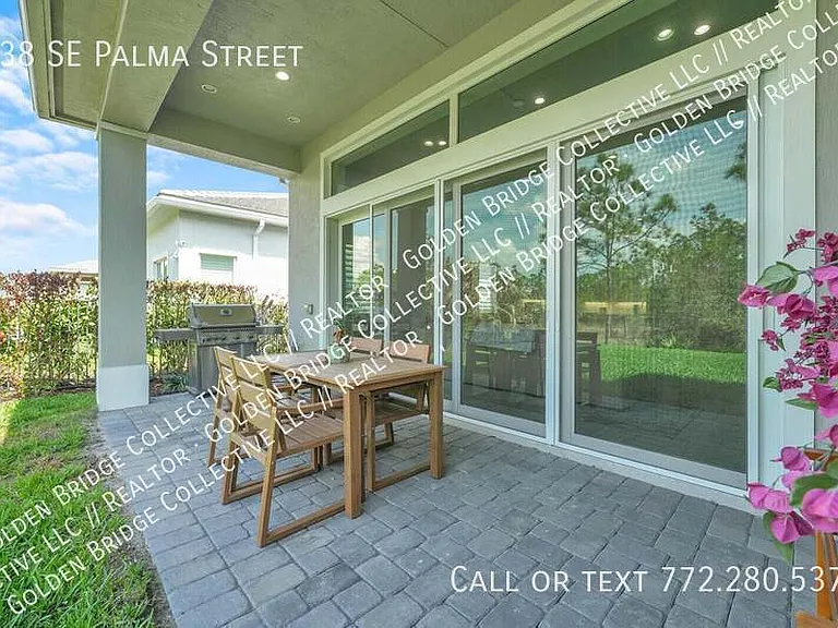 138 SE Palma St — Photo 14