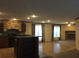 1002 Ashley Meadows Rd, Strawberry Plains, TN 37871