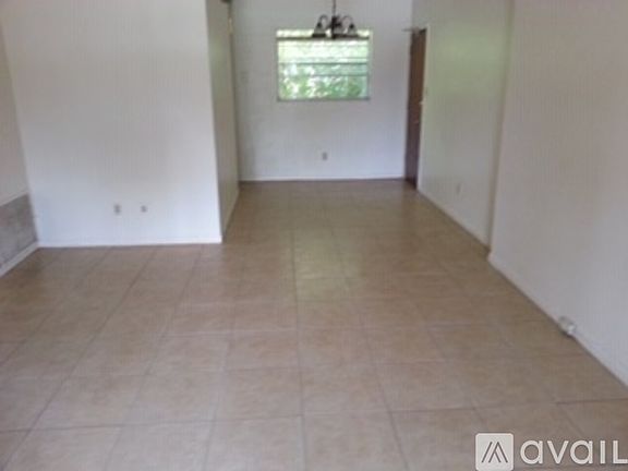 4th image of 3200 Pinellas Point Dr S APT 1