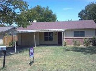 702 N Ray St, Alvarado, TX 76009