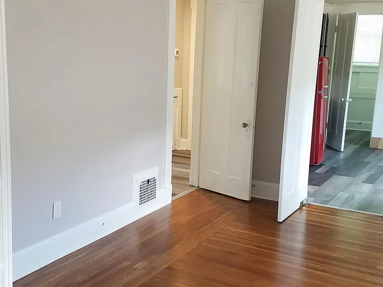 370 Probasco St #1 — Photo 4