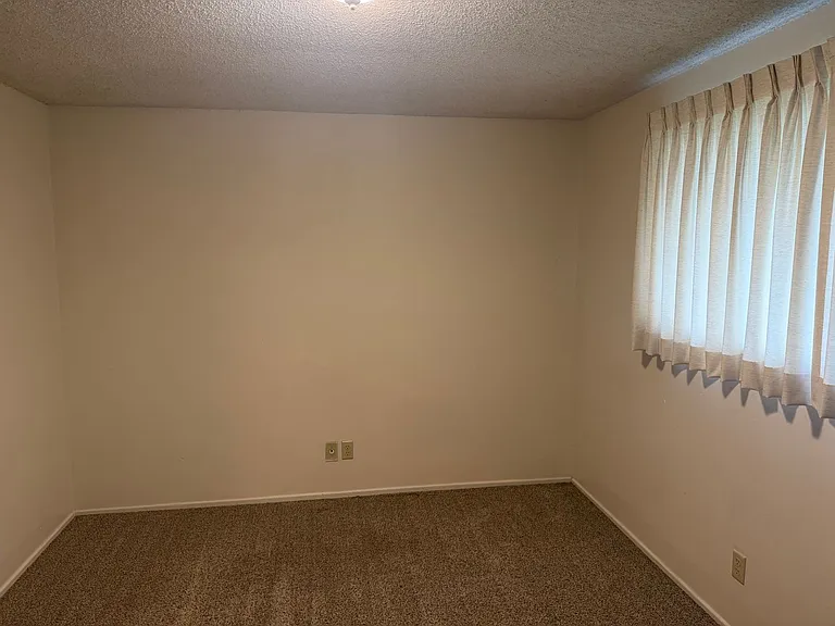 5040 E St #21 — Photo 14