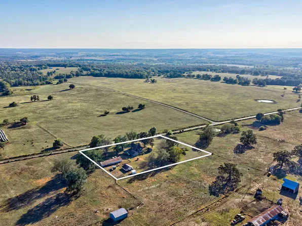 815 E Dade 202, Everton, MO 65646
