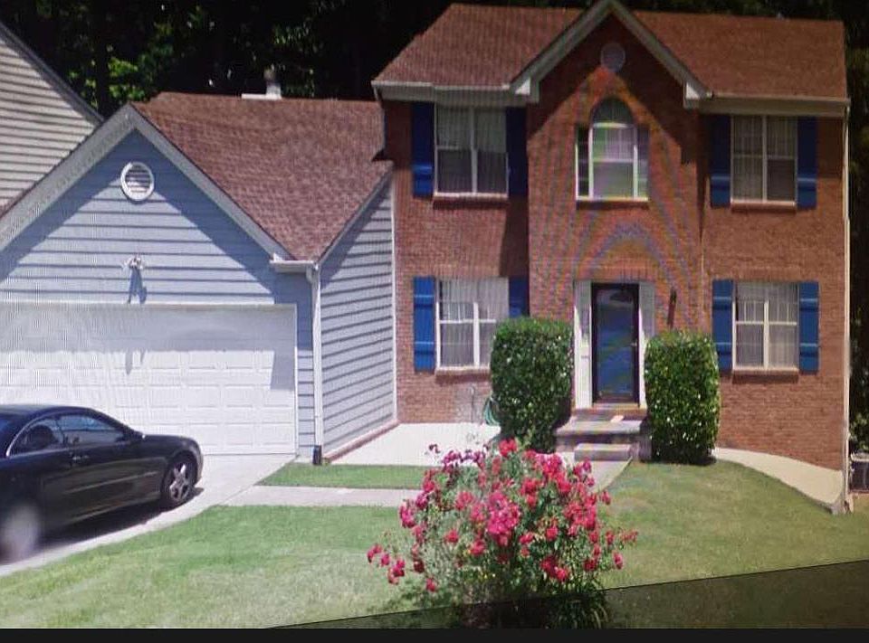 2 Story Beautiful Traditional+Full Basement 2car Garages