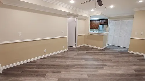 Floor plan 212