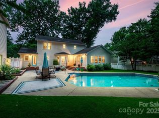 1082 Honeybee Trl, Fort Mill, SC 29715