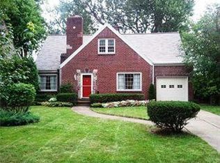 21 North Dr, Amherst, NY 14226