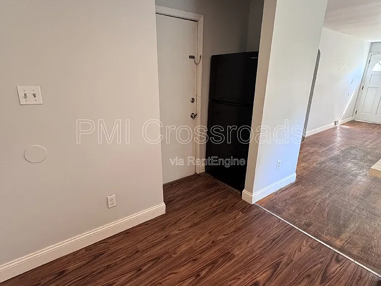 2876 Hudson Dr #A — Photo 10