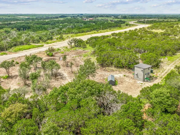2035 Mesa Vista Dr, Stephenville, TX 76401