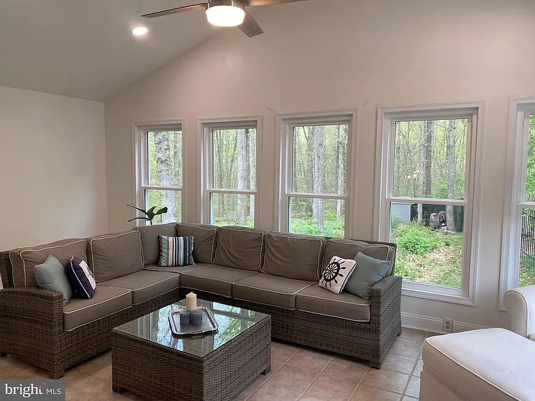 7705 Carrleigh Pkwy — Photo 4