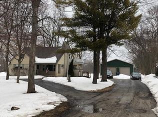 9670 S 15th Ave, Oak Creek, WI 53154