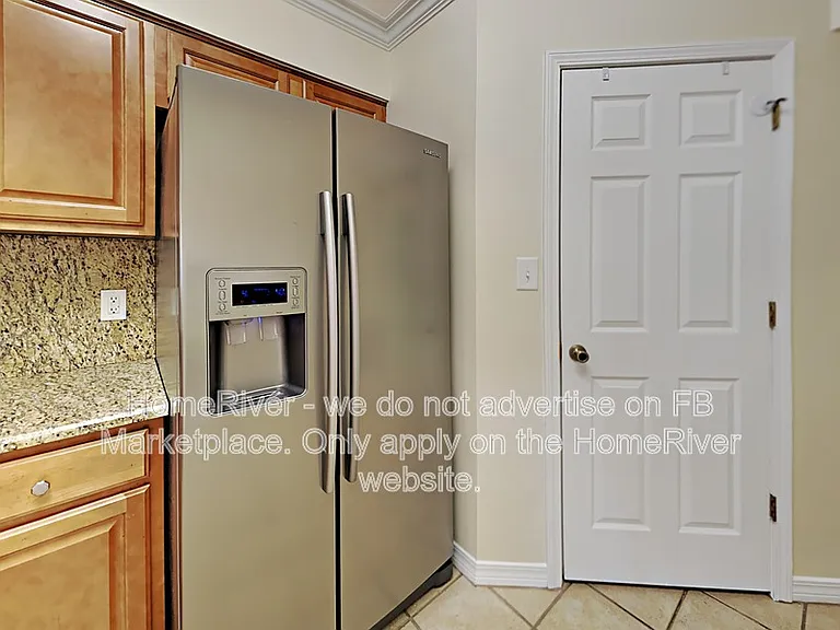 1902 Kadima Cir — Photo 8