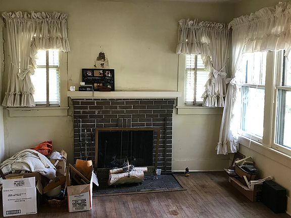 5th image of 3319 Sevier Ave