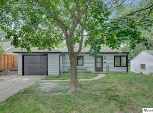 410 S 44th St, Lincoln, NE 68510