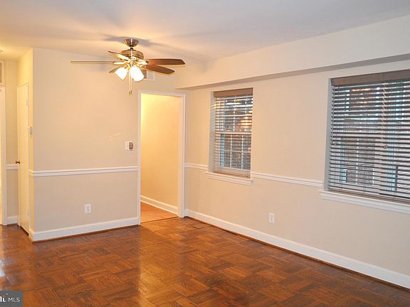 5th image of 1315 N Ode St APT 735