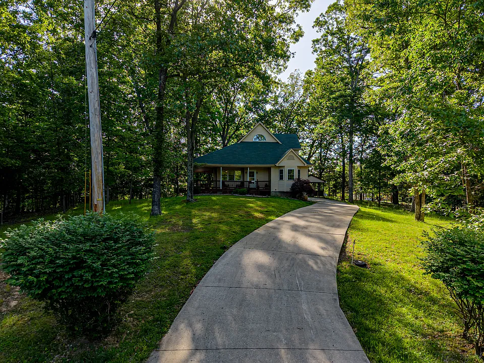 124 Mockingbird Rd