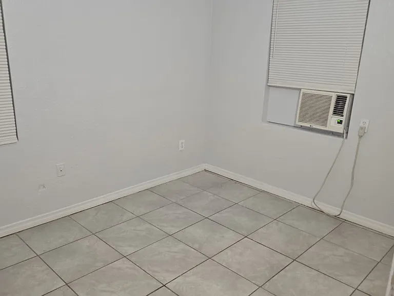 3935 Wilts St — Photo 10