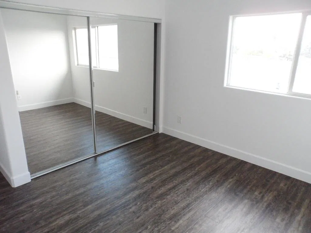 3 bed, 1400 sqft, $4,500 — Photo 4