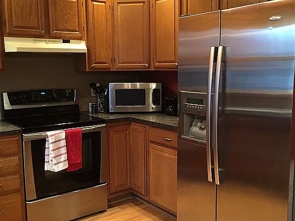 2nd image of 3100 Sequoia Dr