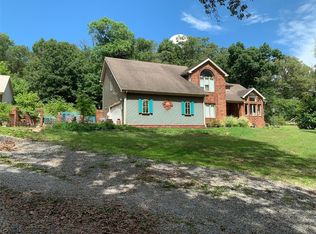 100 Ferguson St, Galatia, IL 62935