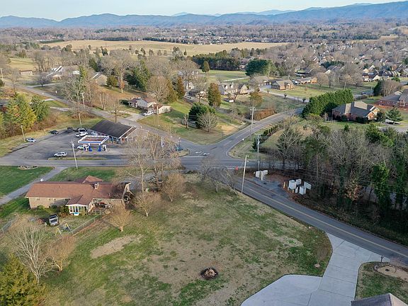 4th image of Peterson Ln