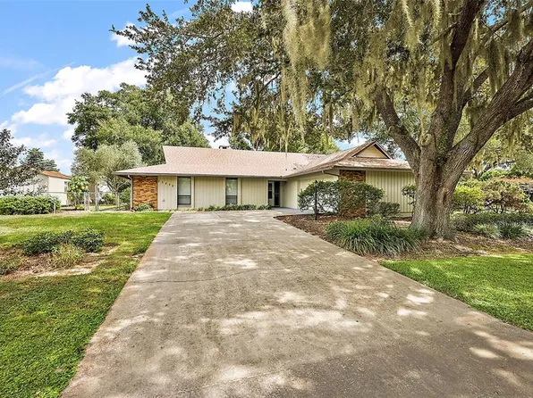 33428 Tewksbury Dr, Leesburg, FL 34788