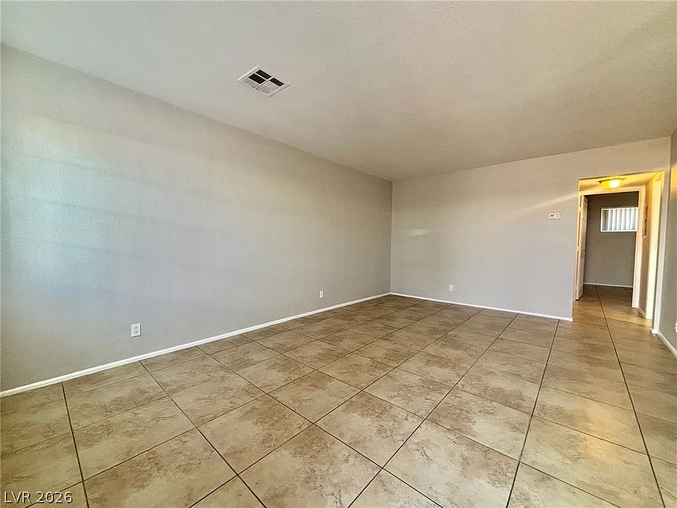 1st image of 720 N 10th St