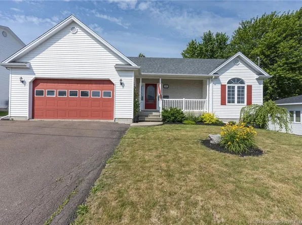 11 Weymond Cres, Riverview, NB E1B 5H7