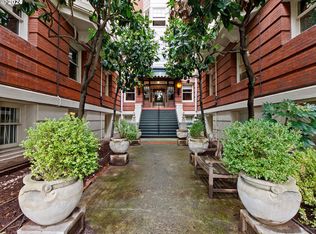 2083 NW Johnson St APT 36, Portland, OR 97209