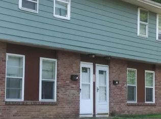 63 Ferncliffe Dr, Rochester, NY 14621