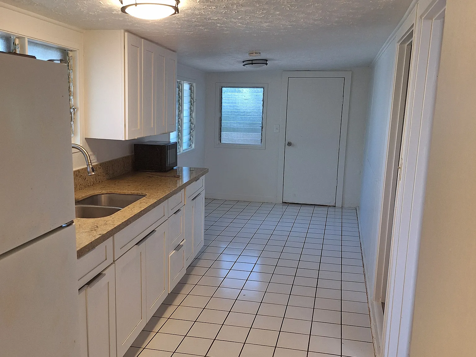 2 bed, 500 sqft, $1,700 — Photo 2