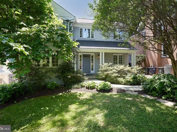 4430 Macomb St NW, Washington, DC 20016